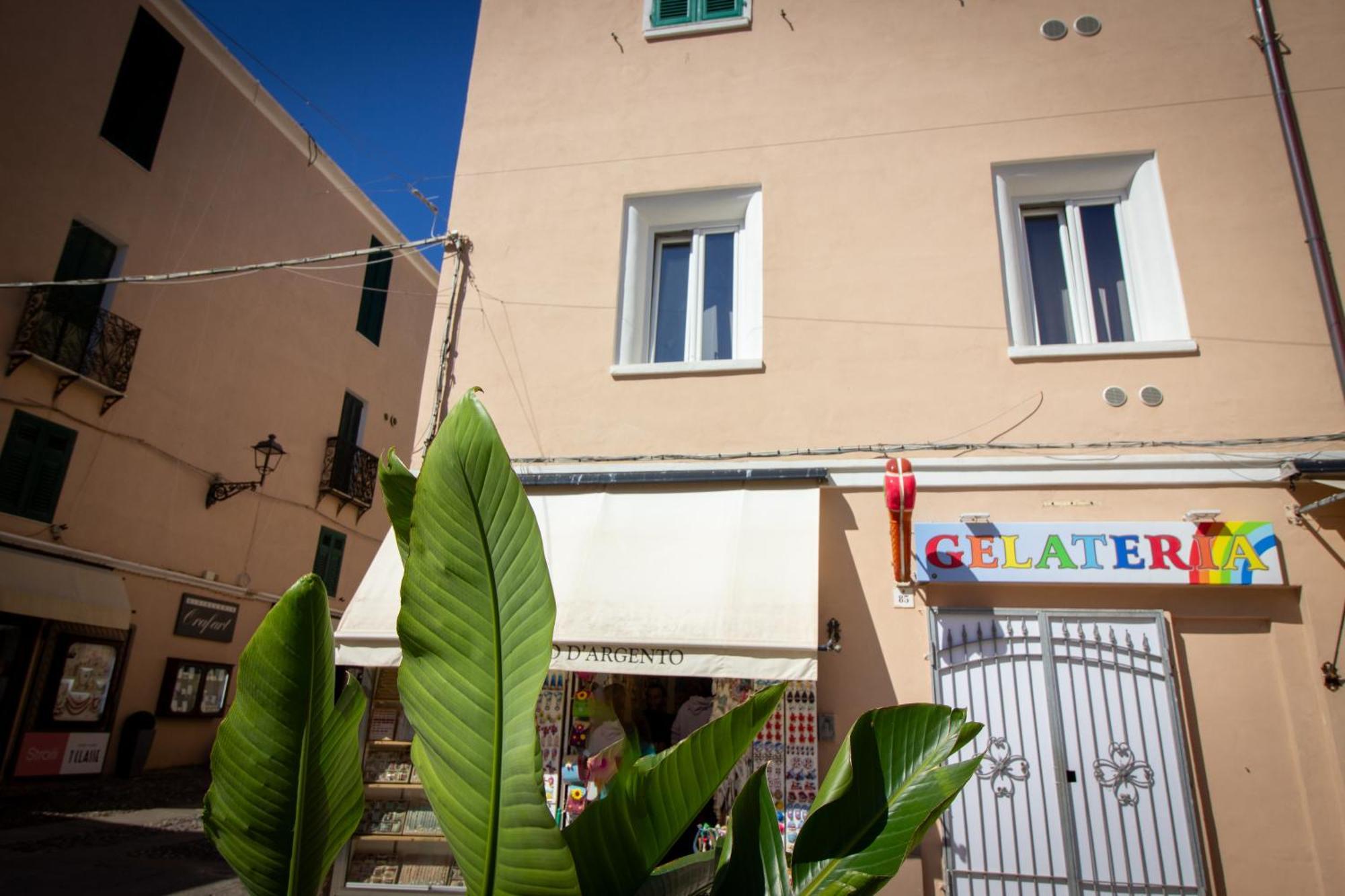 Alghero Appartamento In Centro Casa Ferret Esterno foto